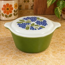 Vintage 1973 Pyrrex Vintage Grapes 1 Quart Round Casserole Dish #473 w/ Lid picture
