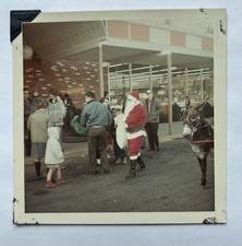 Vtg Color Snapshot c1960s Santa Claus Outside Mid Century Storefront Christmas picture