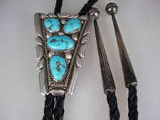 VINTAGE NAVAJO STERLING SILVER & TURQUOISE BOLO TIE picture