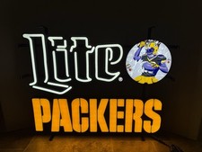 MILLER LITE BEER GREEN BAY PACKERS NFL FOOTBALL LIGHT UP LED SIGN LAMBEAU LEAP picture