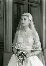 Iconic Actress Grace Kelly Classic Vintage Wedding Dress Picture Photo  8x10 picture