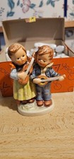 M.J. Hummel Goebel Happy Days 150 Figurine picture