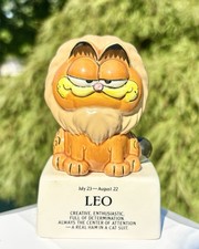 Enesco Vintage Garfield 1981 Ceramic Figurine Zodiac LEO Lion Star Sign EUC HTF picture