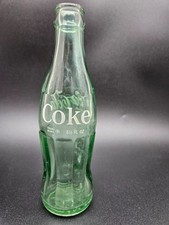 1966 Green Glass Hobble Skirt Coca Cola 6.5oz Bottle Bay City MI 66-18 picture