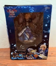 Fate Stay Night Saber Artoria Pendragon Premium Figure Statue Vintage Authentic picture