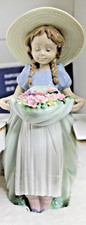 Lladro Figurine BOUNTIFUL BLOSSOMS #6756 With original box picture