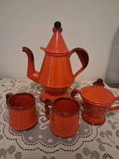 Metlox Vintage 5 cup Coffee/Tea Pot, 2 Mugs, 1 Sugar Bowl picture
