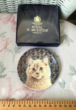 VINTAGE ROYAL WORCESTER IVORY CATS MINIATURE PLATE LESLEY ANNE IVORY 2001 NEW picture