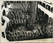 1934 Press Photo Army Transport Chateau Thierry Leaves Army Base Pier Brooklyn picture