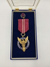 ORIGINAL UNITED STATES PRESIDENTIAL MEDAL FOR MERIT picture