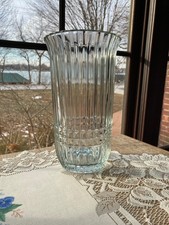 Vintage FTDA 1986 Clear Crystal Glass Ribbed Flower Vase 5.1