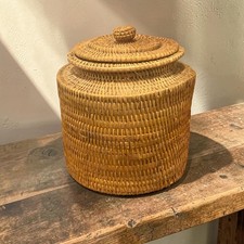 Round Wicker Woven Tabletop Storage Basket with Lid, Brown picture
