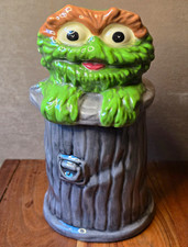 Vintage 1983 Oscar the Grouch Sesame Street Ceramic Cookie Jar Trash Can picture