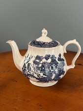 Vintage Churchill Blue Willow Transferware Teapot Gold Accent Rim - As-Is Chip picture