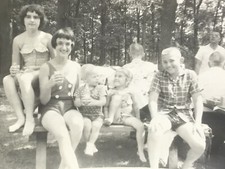 vtg 4th of july photo of family on picnic table snapshot Summer Fun v2539 picture