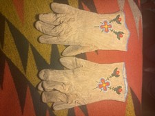 Vintage Early - Mid 1900s Native American Indian Beaded Leather Powwow Gloves picture