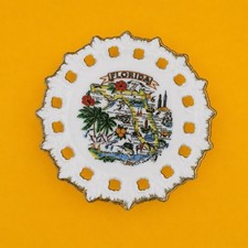🦩 Vintage Florida Souvenir Decorative Plate Kitsch 60s 70s Gold Wall Decor picture