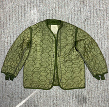 Vintage US Army M65 OD Green Field Jacket Liner 1969 - Medium picture