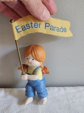 Enesco Country Cousins Katie Easter Parade Banner Flag picture