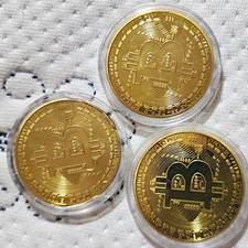 Bitcoin Physical Crypto-Collectible Coins Set of 3 Gold Color w/ Cases picture