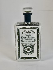 Tequila Dos Artes Reposado Hand Painted Ceramic EMPTY Bottle RINSED Collectible picture