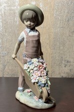 Lladro #1283 Boy With Wheelbarrow Flowers 9.5” Porcelain Figurine Spain Retired picture