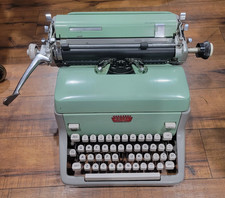 1959 Royal Manual Typewriter Serial FPE-6740721 Working Vintage Green picture