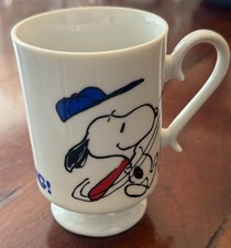Vintage 1960s Snoopy Woodstock Home Run King Pedestal Footed Mug Coffee Cup picture