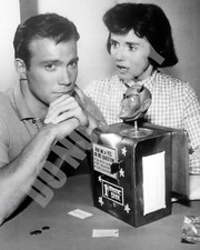 1960 William Shatner Twilight Zone Nick of Time Busy Bee Cafe Episode 8x10 Photo picture