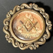 Vintage Italian Reliquary Pendant Case – St. Maria Goretti V.M. Meta picture