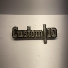 CHEVROLET CUSTOM 10 TRUCK CIRCA '76 EMBLEM 6273123 picture