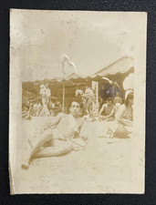 1940-50s Vintage Photo Japanese young men swimming, 22259 picture