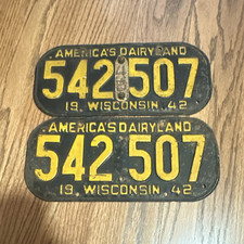 Wisconsin Pair Vintage License Plates 1942 