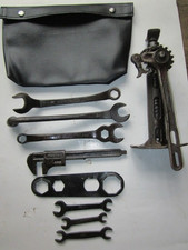 MODEL T FORD/FORD SCRIPT TOOL KIT WITH NEW TOOL BAG   8 TOOLS AND JACK picture