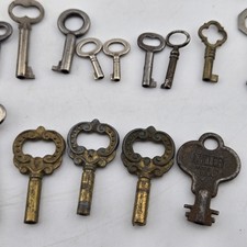 Antique & Vintage Skeleton, Cabinet & Clock Keys Lot 45 Pcs Mixed Lot picture
