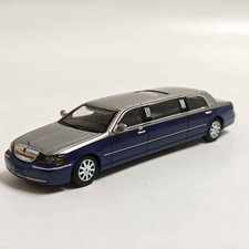 1:64 Luxury Town Car Stretch Limo Alloy Model - Detailed Diecast Replica picture