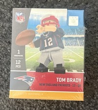 OYO Sports Tom Brady Patriots #12 Minifigure w/ Helmet Football Stand Gen 4 picture