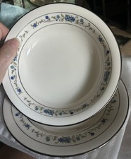 Noritake Norma 7016 Ivory/Blue Floral Salad Plates (4) and (1) Soup/ Cereal Bowl picture