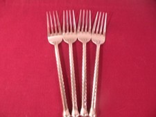 Set Of 4 Gibson Keaton II Salad Forks Silver Hammered Stainless Steel 7 1/8
