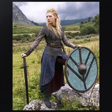 Katheryn Winnick 004 | 8 x 10 Photograph | Celebrity Actress, Beautiful Woman picture