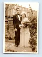 Old Vintage Photo MAN WOMAN BRIDE GROOM WEDDING DRESS COUPLE DUO PHOTOGRAPH picture
