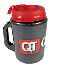 Vintage 52oz.  Thermal Cup Quick Trip Thermoserv  with closing Lid- USA picture