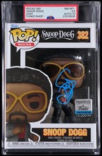 PSA 8.5/10 Funko Pop Snoop Dogg 382 (Beckett & PSA Authenticated Autograph) picture