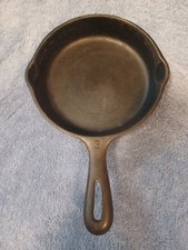Vintage Wagner Ware #3 Cast Iron Skillet Pan 6 1/2 Inch picture