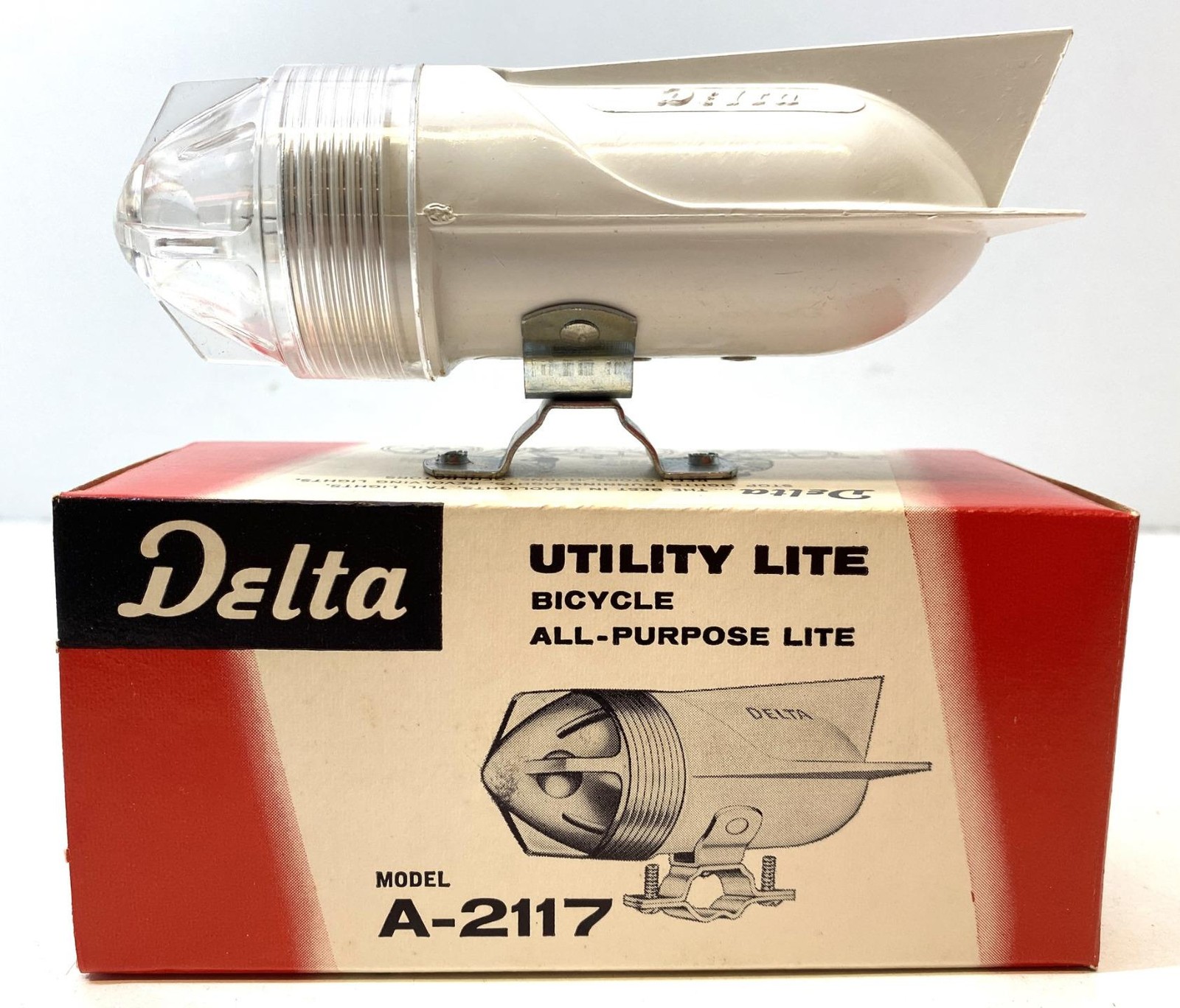 NOS vintage Delta UTILITY LITE bicycle LIGHT A-2117 CLEAR
