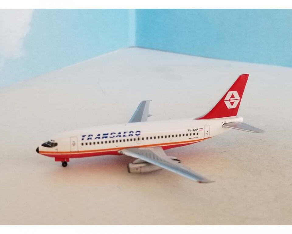 Aeroclassics AC419940 Transaero Boeing 737-200 Hybrid YU-ANP Diecast 1/400 Model