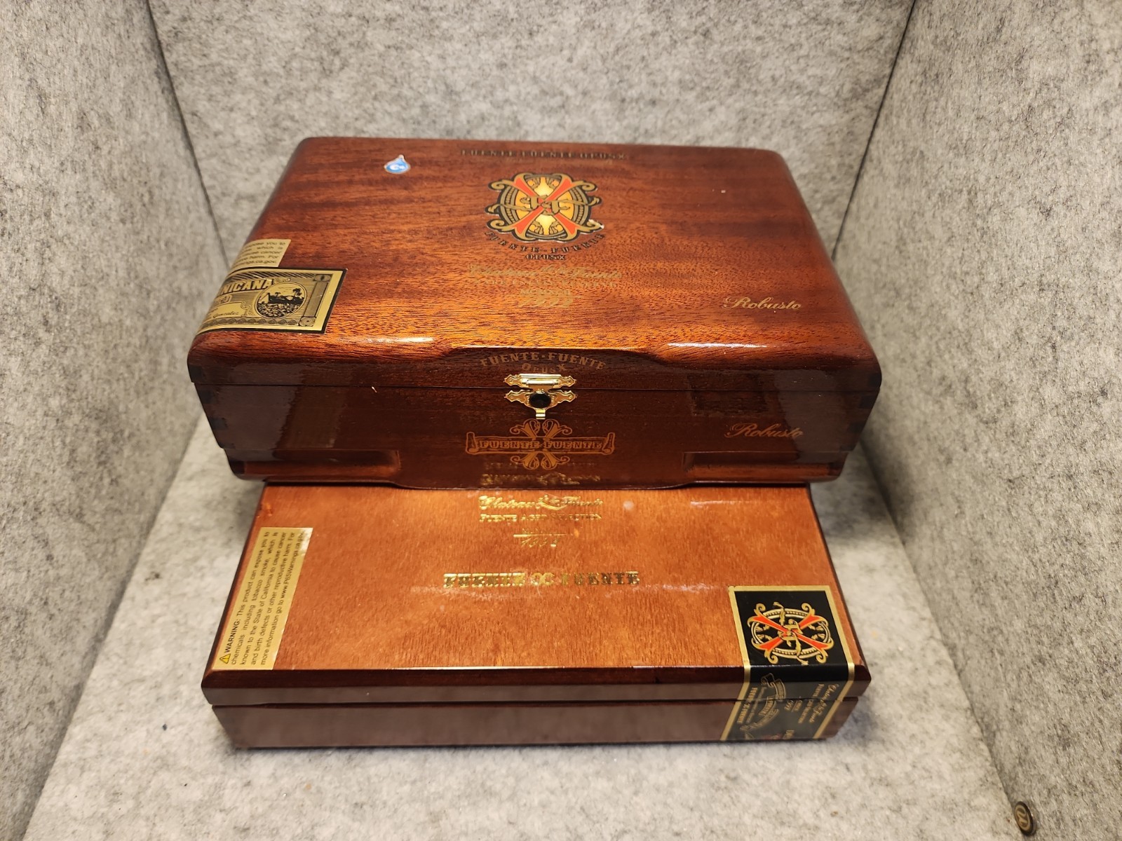 Fuente Opus X Chateau de la Fuente Rare Estate 1992 & The Lost City 1992 Boxes