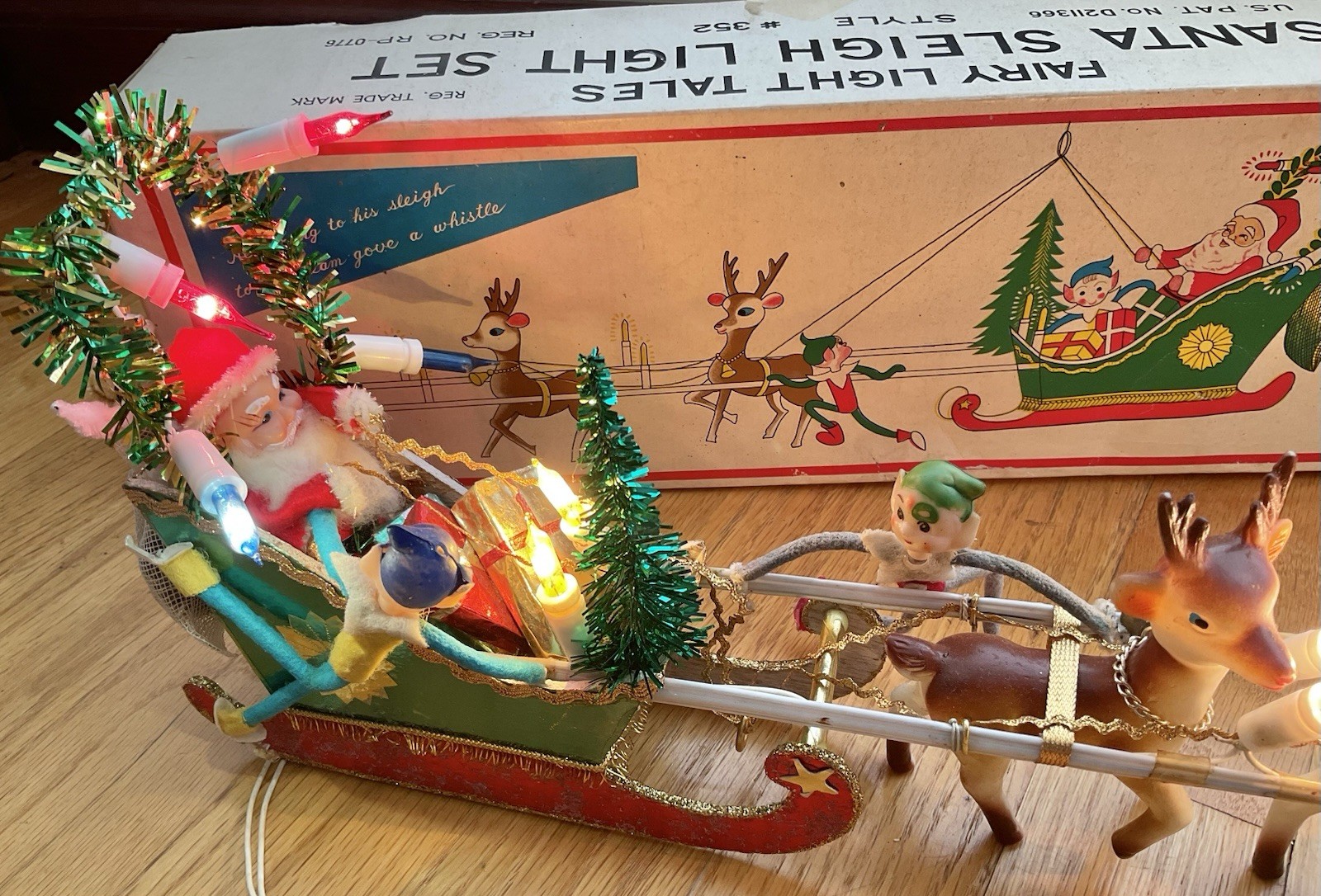1960s VINTAGE CHRISTMAS FAIRY LITE TALES Santa Sleigh Light Set Rare Box JAPAN