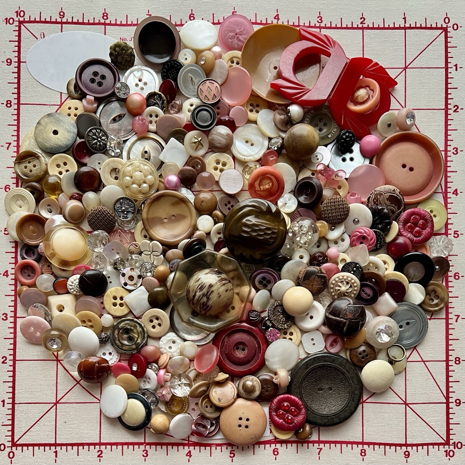 250 Buttons - mostly vintage from Estate Collection - lot 33