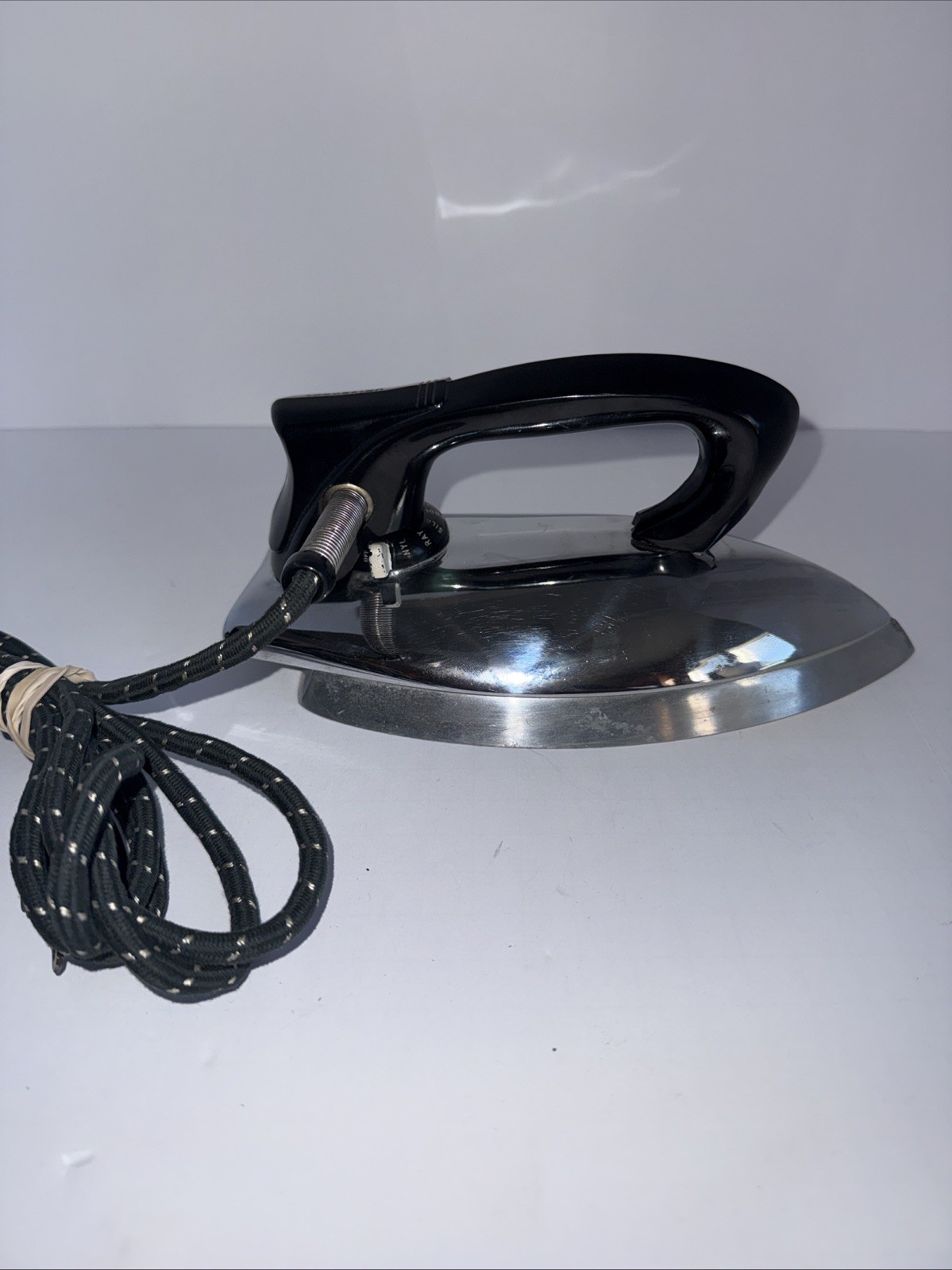 Vintage Landers Frary & Clark Iron Model 1229 USA Vintage Works Tested